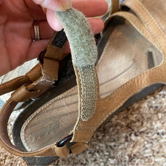 Teva Cabrillo Strappy Sandals Women's Brown Leather Size 6 Heel - Picture 5 of 6